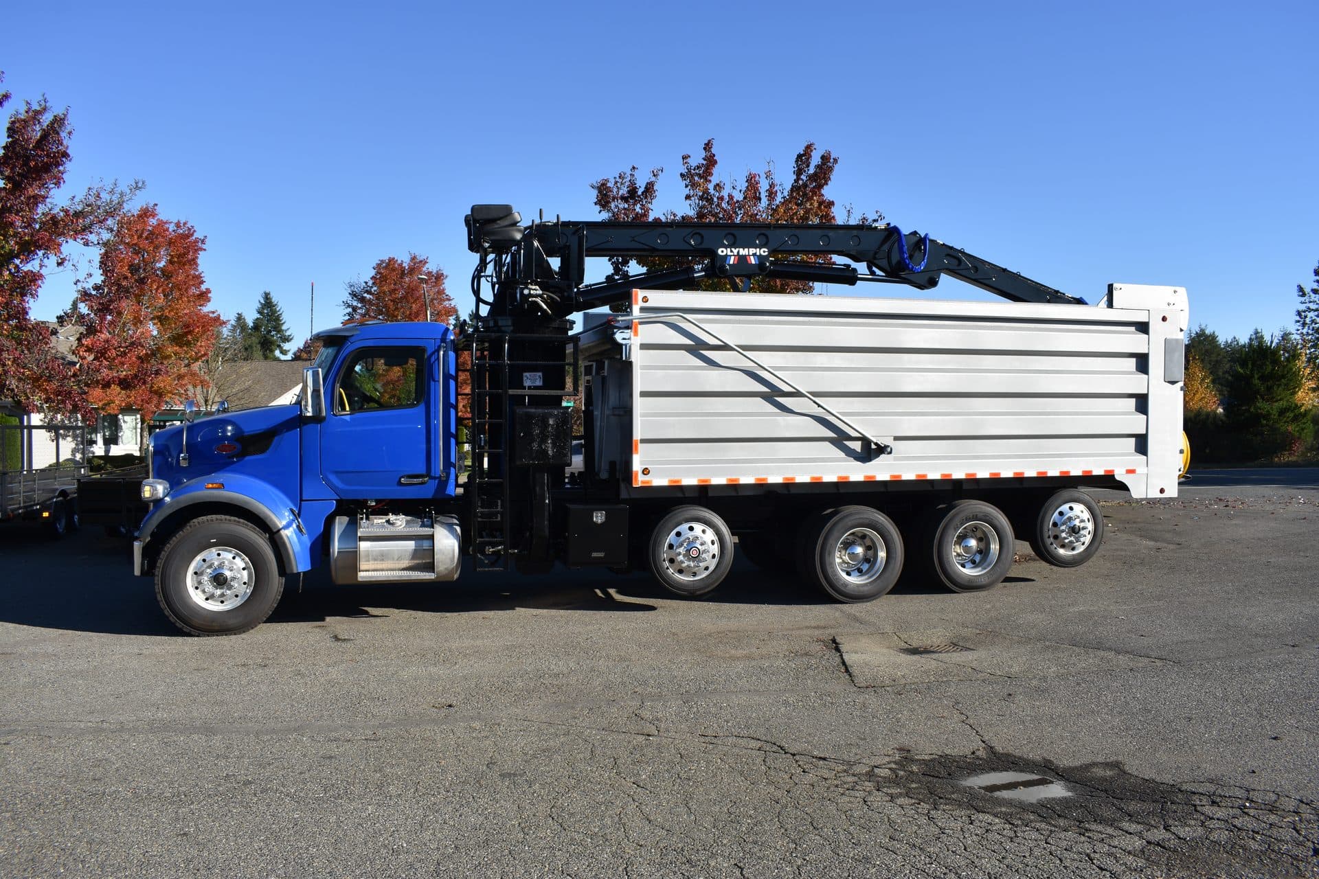 14 Ton Self-Loading Crane